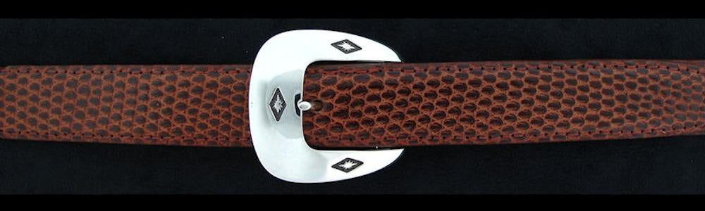 #0132 SIX STARS Buckle Set for 1" belts priced from $180.00 for the single buckle to $445.00 for the 4 pc set. Extra tips are available for $95.00 - Santa Fe Buckle Company