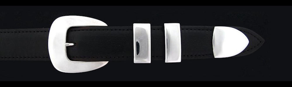 #0136 CLASSIC Buckle Set for 1" belts priced from $180.00 for the single buckle to $445.00 for the 4 pc set. Extra tips are available for $95.00 - Santa Fe Buckle Company